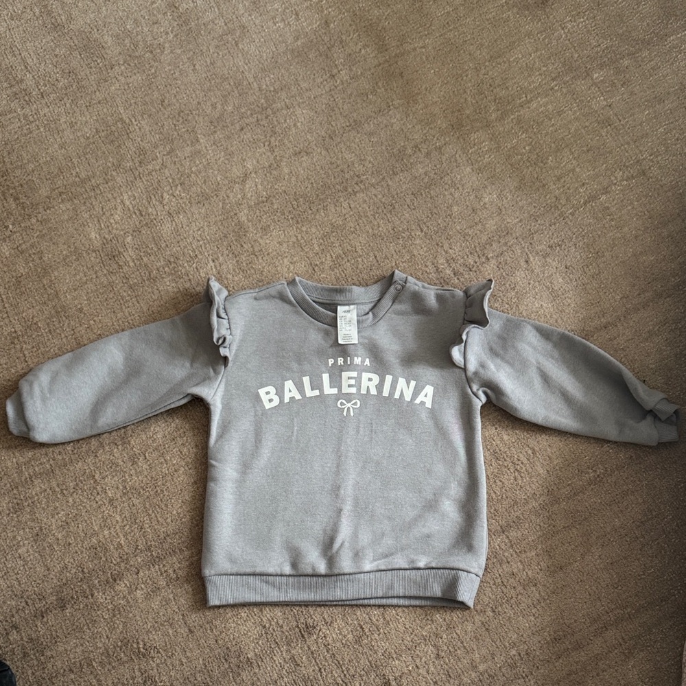 H&M ruffle shoulder Ballerina Sweatshirt 2T